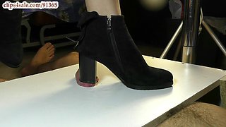 Cock Under Heels Extreme (cam 1)