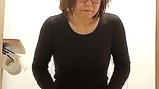 Toilet 1 Night 2 Days