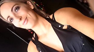 Horny amateur girls with a foot fetish play along