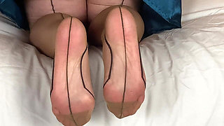 Mrs Mature Feet Showing off Her Big Boobs and Tiny Feet.