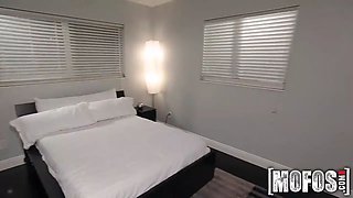 Mofos.com - Anya Olsen - don't break me