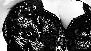 Big boobs milf masturbates with her dildo