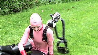 Amateur blonde slut outdoor banging following picnic