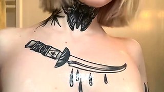 Big boob brunette masturbates on webcam