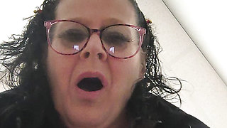Pissed at Dad Fucks Stepmommy to Even the Score She Squirts to the Floor
