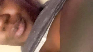 FEMALE RAPPER EXPOSED : (new famous girl)