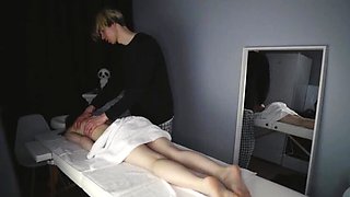 Hot Teen Vel Miller Gets Relaxing Massage and Fingered to Orgasm - Homemade Cumshot