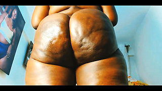 Farting BBW Anal Dildo and Standing Twerk