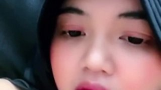 Horny Hijab Big Natural Tits