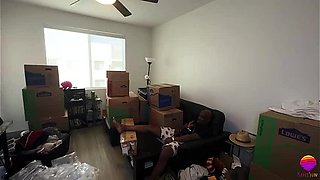 Shemale Porn Video Fuck Tafarih Help Kapri 5un Move Into Her New Place