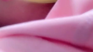 Creamy yoga pants squirt & toying