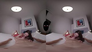 Kate Almost Ruines Your Massive Cumshot - VRedging
