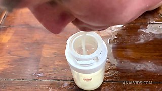 MILF Claudia Macc Breast Milk Fetish