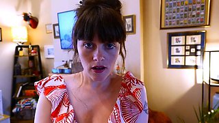 Pregnant stepmom relishes the chance to take cock in her ass