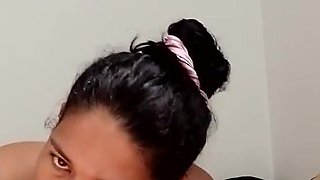 Hermosa Mamadora Profesional