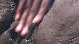 Ebony Squirting Pussy Big Clit