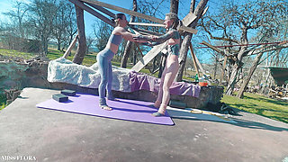 JOI Voyeur Stretching in Yogapants with my tattooed friend Anuskatzz