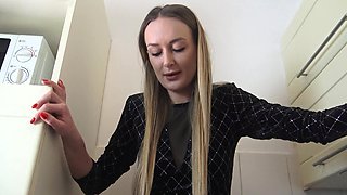 pissing nylons slut
