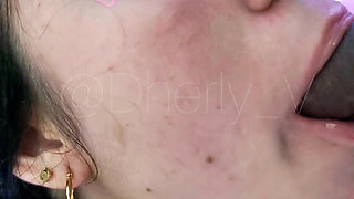 This Beauty Loves to Have Cum in Her Mouth