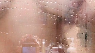 Amateur Latina Milf Masturbates on Cam
