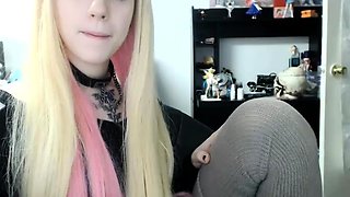 Romanian amateur webcam teen masturbate