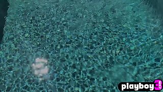 Steamy posing and hard core masturbation