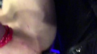 Amateur webcam toying wet pussy