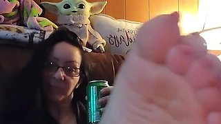 Stare at My Perfect Soles for the Next 6 Minutes While I Ignore You