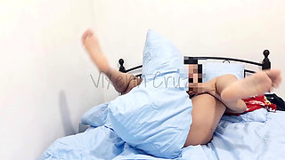 I Love Humping and Rubbing My Pussy on Pillow Till Orgasm