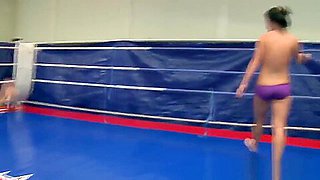 Wrestling Dyke Fingerfucked In A Boxing Ring