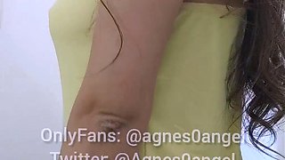 Omege japanese girl with big boobs on cams