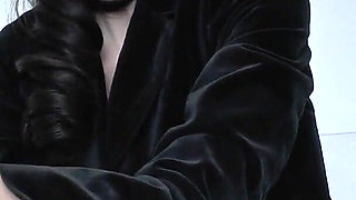 Under Watchful Eye: I'll Give You Five Minutes, Then You'll Cum! Lady Victoria Valente