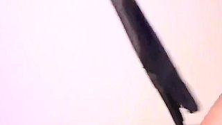 She Tore Her Tights but Cumming