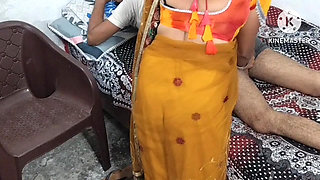 desi bhabhi ka ladki ne ghodi banakar ke chudai kari