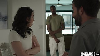 Casey Calvert finally got into some dude