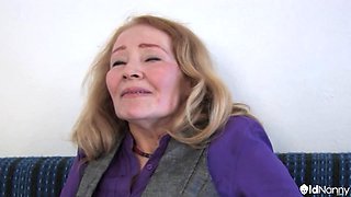 Big-titted mommy And Mature Lesbian Strapon Action - OLDNANNY