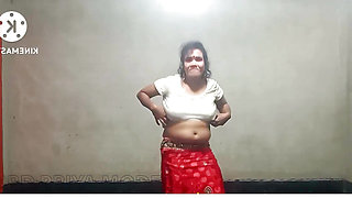Indian hot model girl sexy dance performance in her room