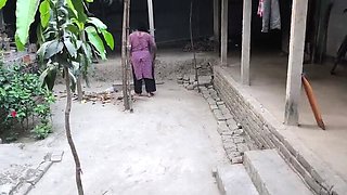Desi Aunty Gets Anal Fuck in the Yard - Tight Pussy Doggy Style - Indian Mature Sex