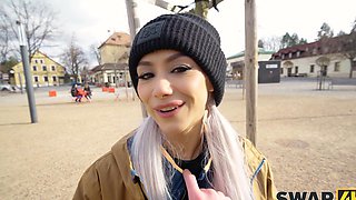 Two girls, veronica and olivia, share a thick cock in an intense ffm threesome