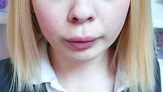 Amateur Blonde Teen Plays Solo with Toy Webcam Porn
