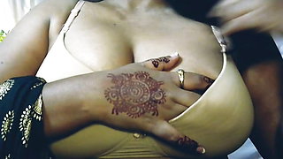 Hot Sexy Desi Girl Suck Boobs Show Nipple Rubing.