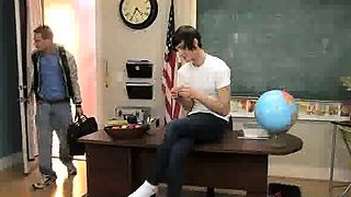 Emo Aidan Chase Gets Sucked By Dayn Murphy On Teachers Table