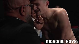 MasonicBoys - Hung suited DILF Reece Scott powers raw dick into twink