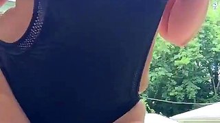 Amateur blonde babe masturbates on cam