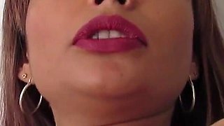 Hot Stepdaughter Asks Me to Collaborate to Record in Her Business, Michelchica