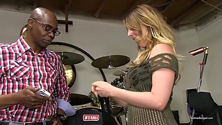 Freshly Shaved MILF Mesmerizes with BBC Intense Passion