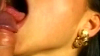 You've Never Seen an Ass Like This Before: the Waiter Makes Her Cum