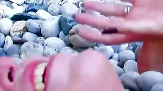 Double penetration on the beach!