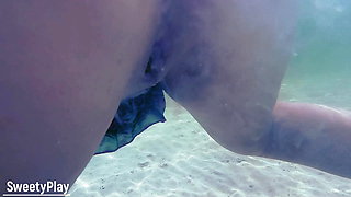 Ocean underwater milk anal enema fmom big asshole