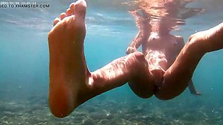 Hot Italian Exhibitionist Alice Naked on Beach & Fingering Underwater